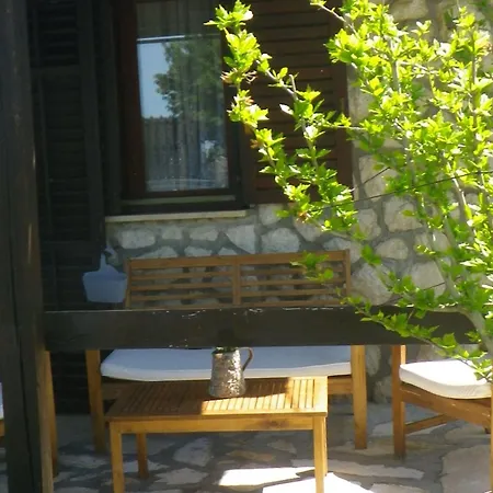 דירה Serene In Near The Town Senj *