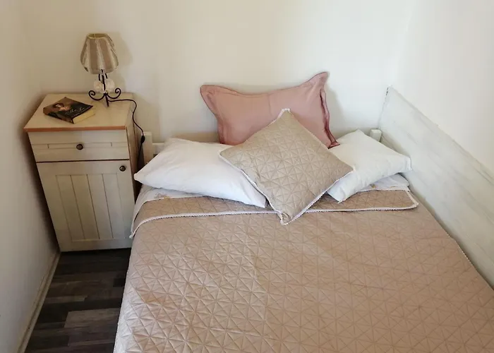 Serene In Near The Town Senj Apartman Starigrad